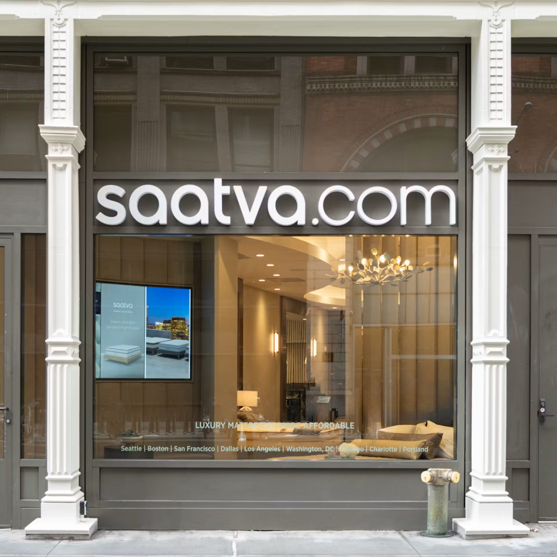 Saatva.com storefront